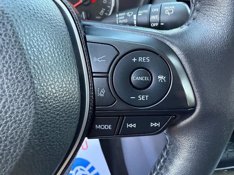 2020 Toyota RAV4 XLE FWD