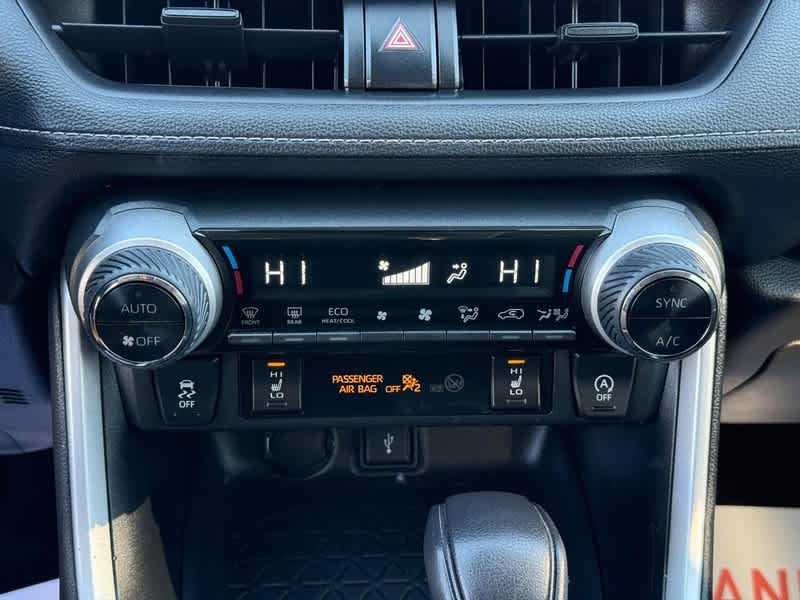 2020 Toyota RAV4 XLE FWD