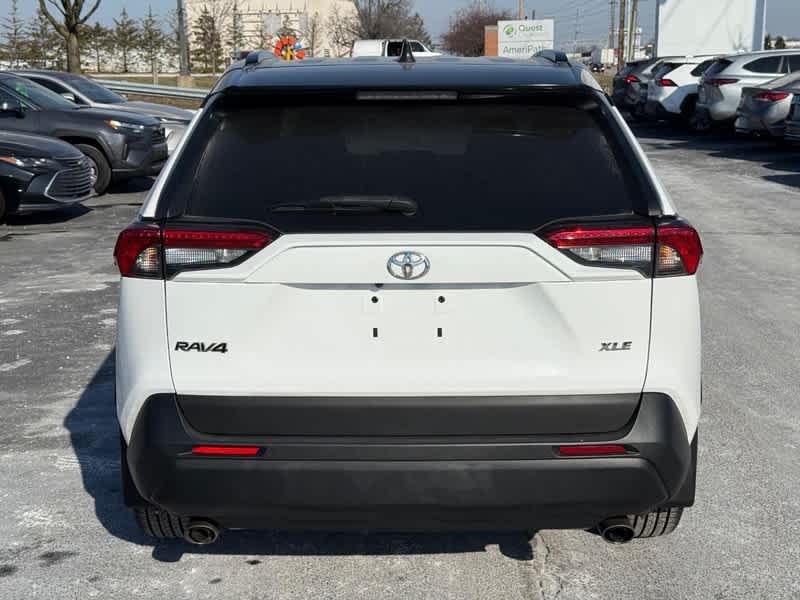 2020 Toyota RAV4 XLE FWD