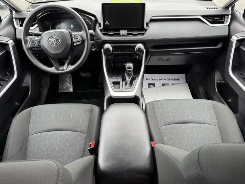 2024 Toyota RAV4 XLE FWD