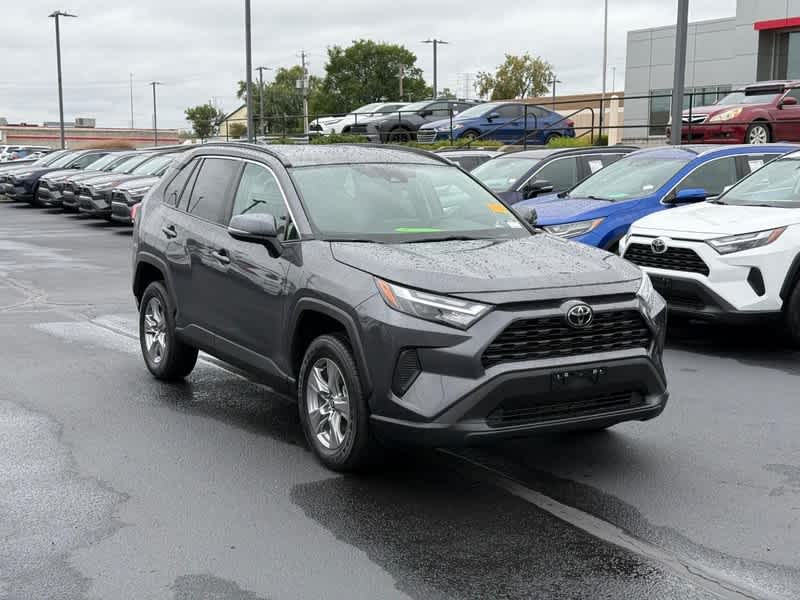 2025 Toyota RAV4 XLE FWD