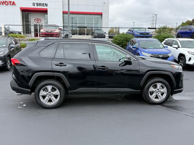 2025 Toyota RAV4 XLE FWD