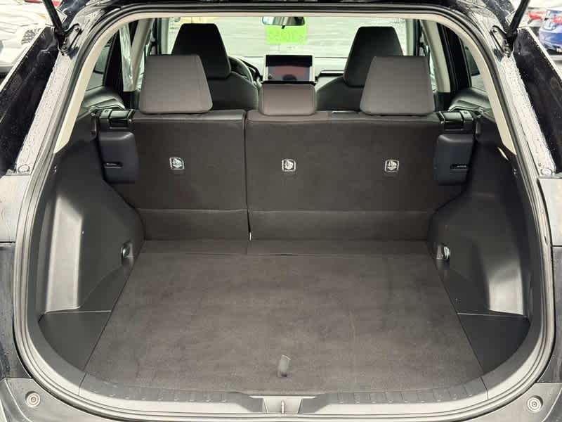 2025 Toyota RAV4 XLE FWD