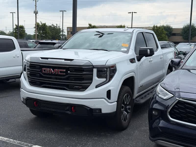 2024 GMC Sierra 1500 4WD Crew Cab 147 AT4