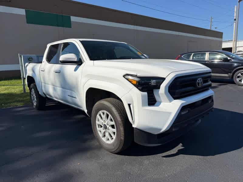 2025 Toyota Tacoma SR5 Double Cab 5 Bed AT