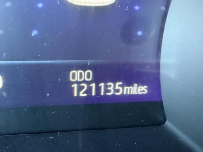 2019 Toyota Camry XLE Auto