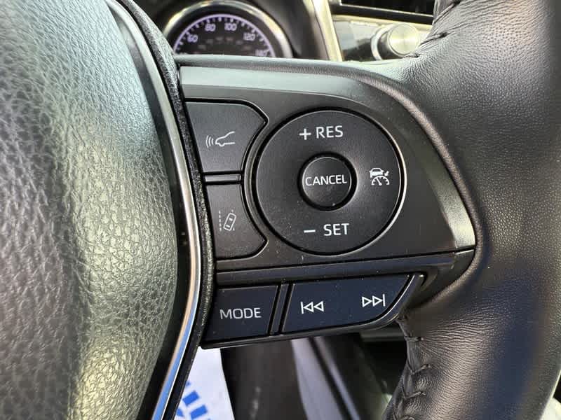 2019 Toyota Camry SE Auto