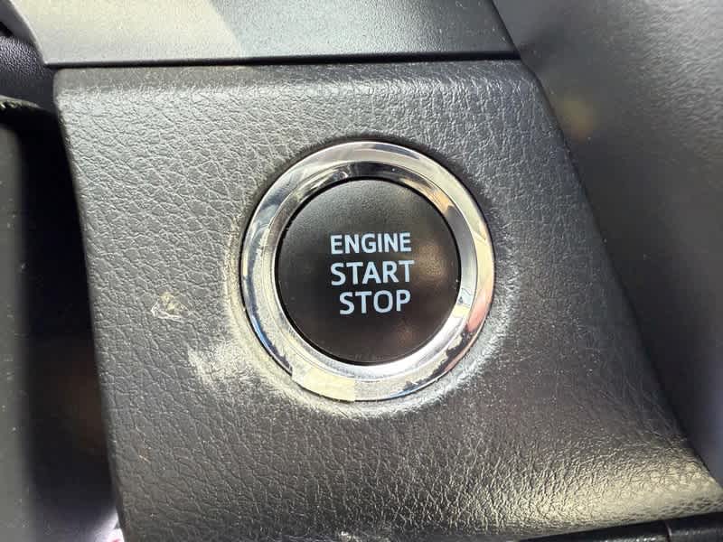 2019 Toyota Camry SE Auto