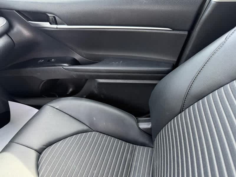 2019 Toyota Camry SE Auto