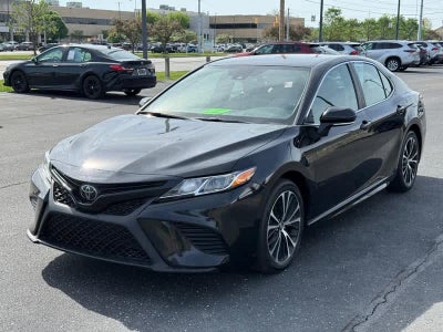 2019 Toyota Camry SE Auto