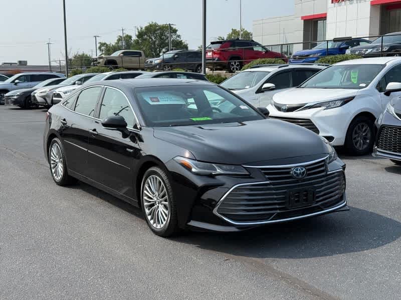 2019 Toyota Avalon Hybrid Limited