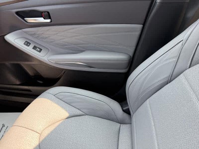 2019 Toyota Avalon Hybrid Limited