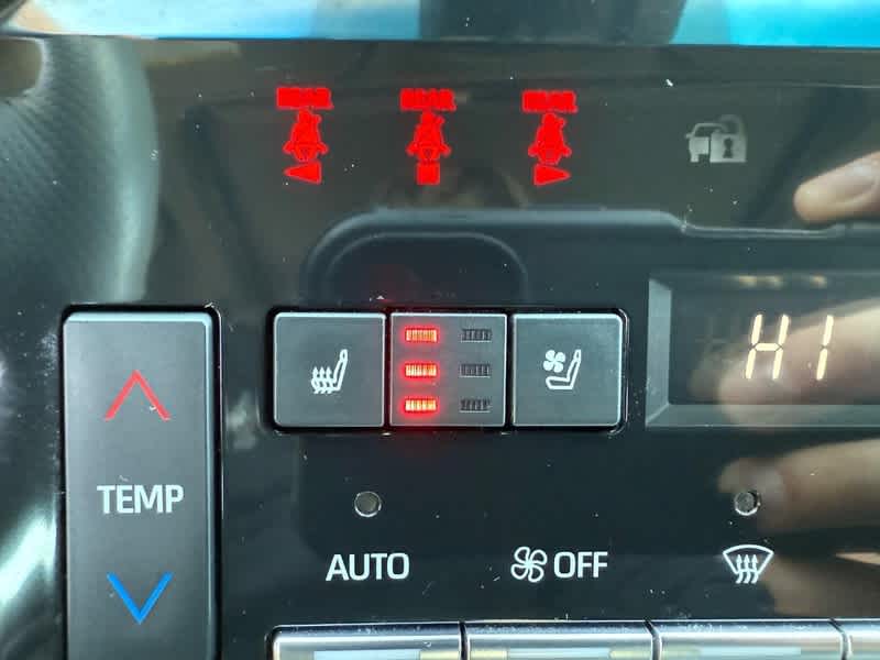 2019 Toyota Avalon Hybrid Limited