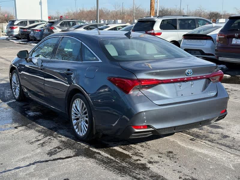 2019 Toyota Avalon Hybrid Limited