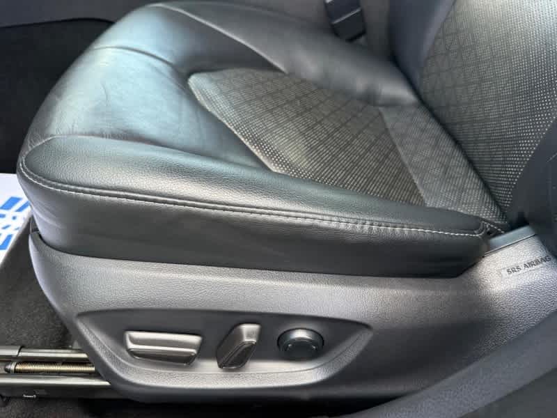 2018 Toyota Camry XSE Auto