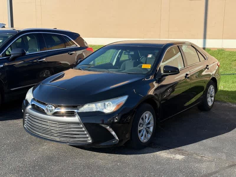 2016 Toyota Camry 4dr Sdn I4 Auto LE