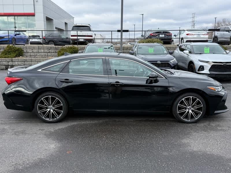 2019 Toyota Avalon Touring