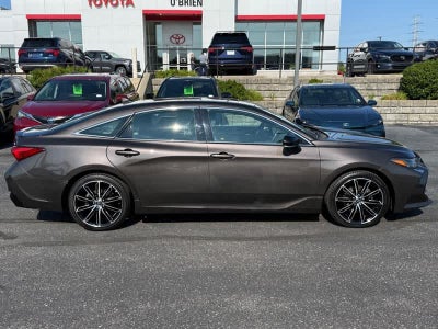 2019 Toyota Avalon Touring