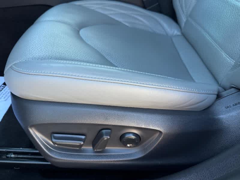 2020 Toyota Avalon Hybrid Limited