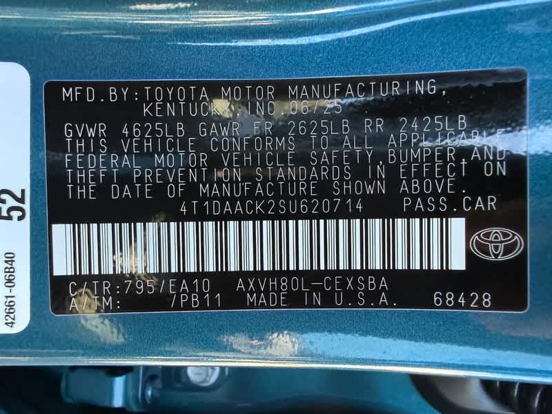 2025 Toyota Camry SE