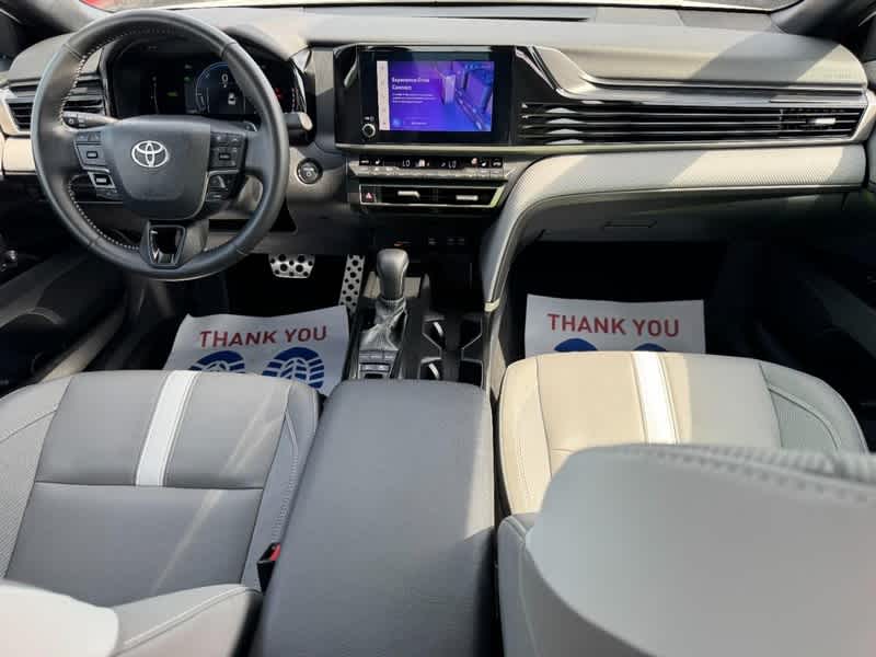 2025 Toyota Camry SE AWD