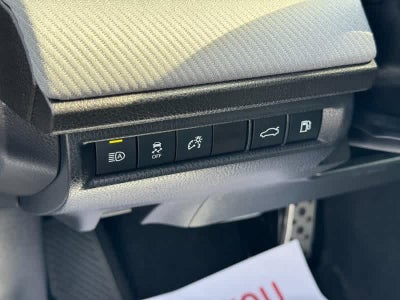 2025 Toyota Camry SE AWD