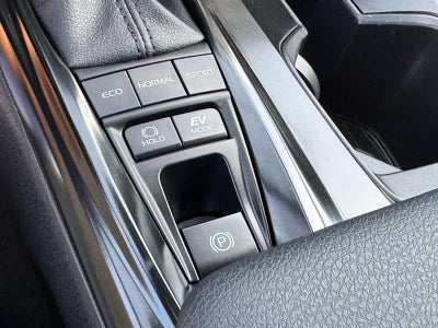 2025 Toyota Camry SE AWD