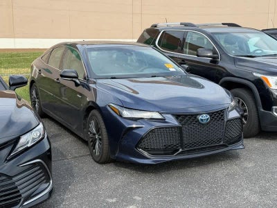 2020 Toyota Avalon Hybrid XSE