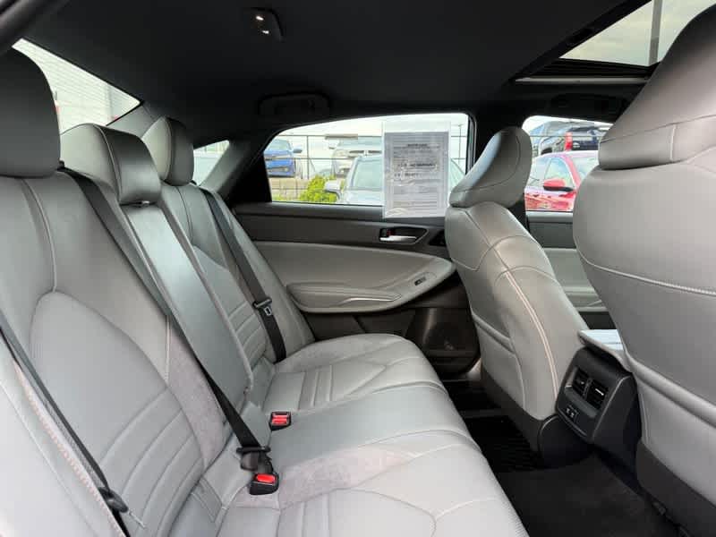 2020 Toyota Avalon Hybrid XSE