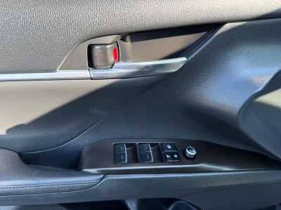 2022 Toyota Camry XLE Auto
