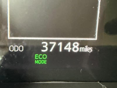 2024 Toyota Camry SE Auto