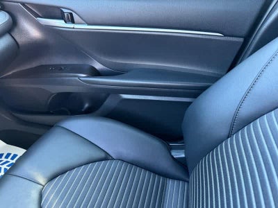 2023 Toyota Camry SE Auto