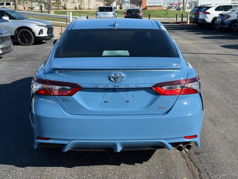 2023 Toyota Camry SE Auto