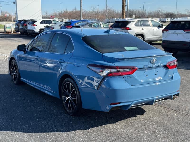 2023 Toyota Camry SE Auto