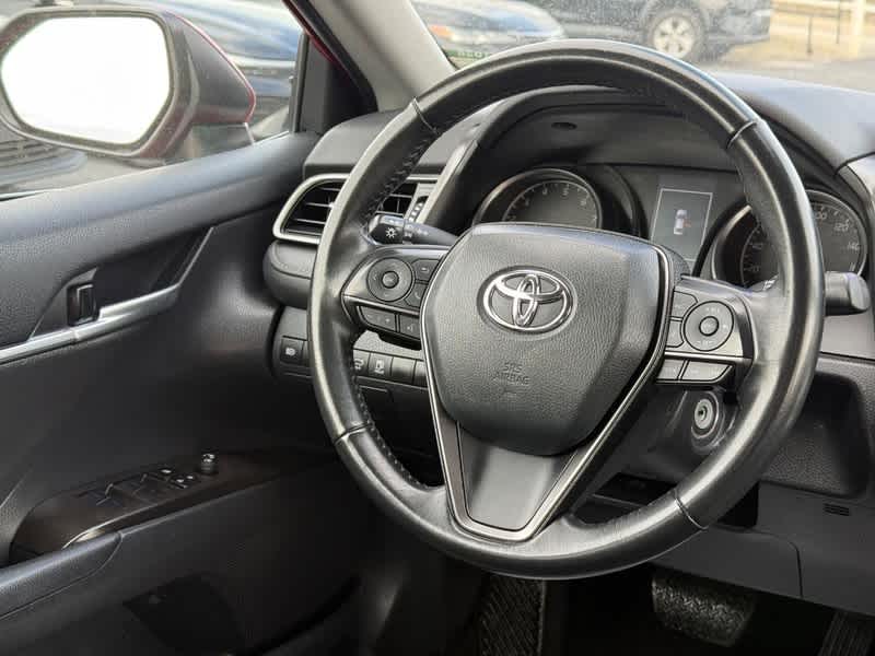 2024 Toyota Camry SE Auto