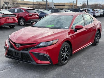 2024 Toyota Camry SE Auto