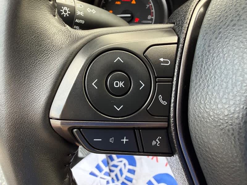 2024 Toyota Camry SE Auto