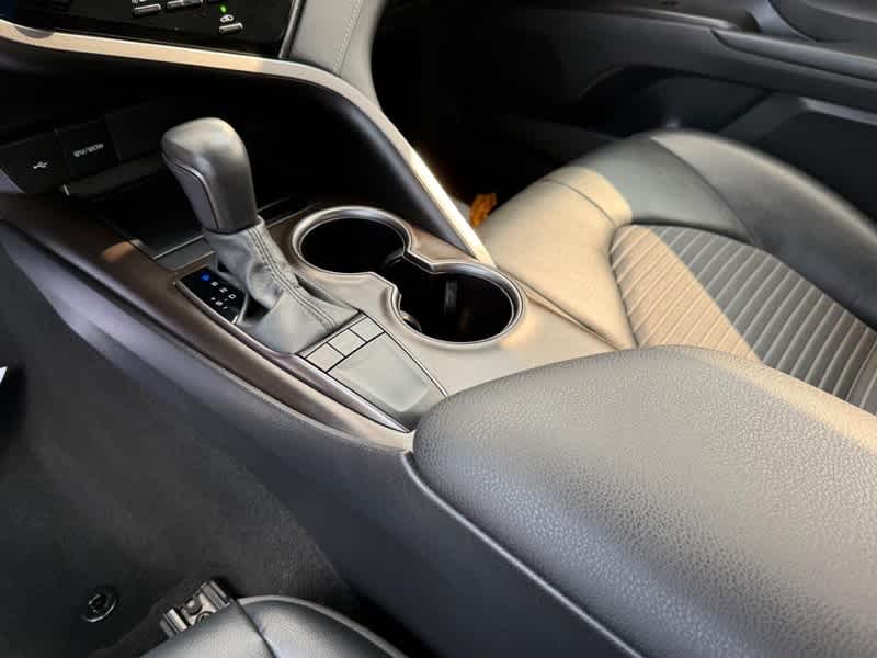 2024 Toyota Camry SE Auto
