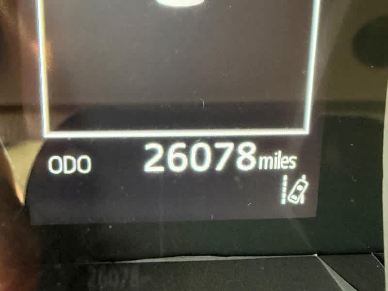 2024 Toyota Camry SE Auto
