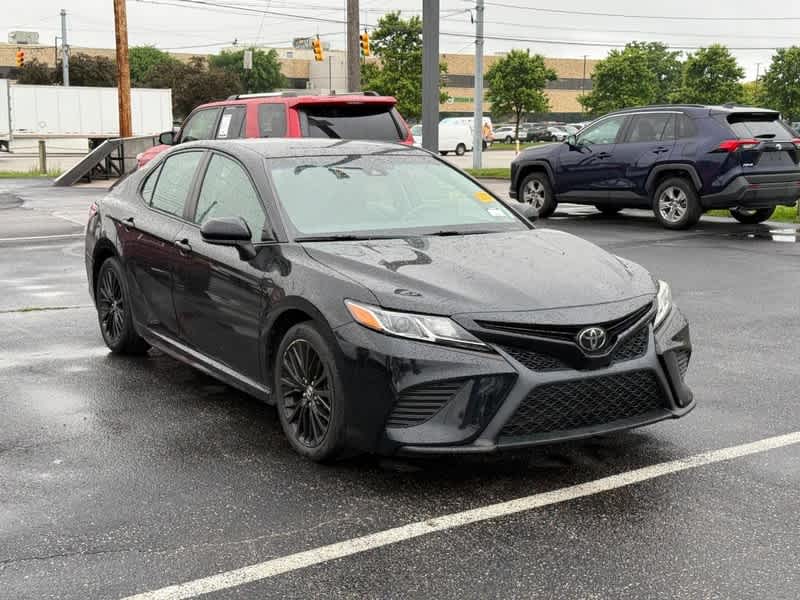 2020 Toyota Camry SE Nightshade Auto AWD