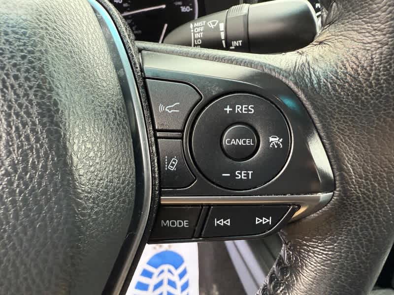 2021 Toyota Avalon Hybrid XLE FWD