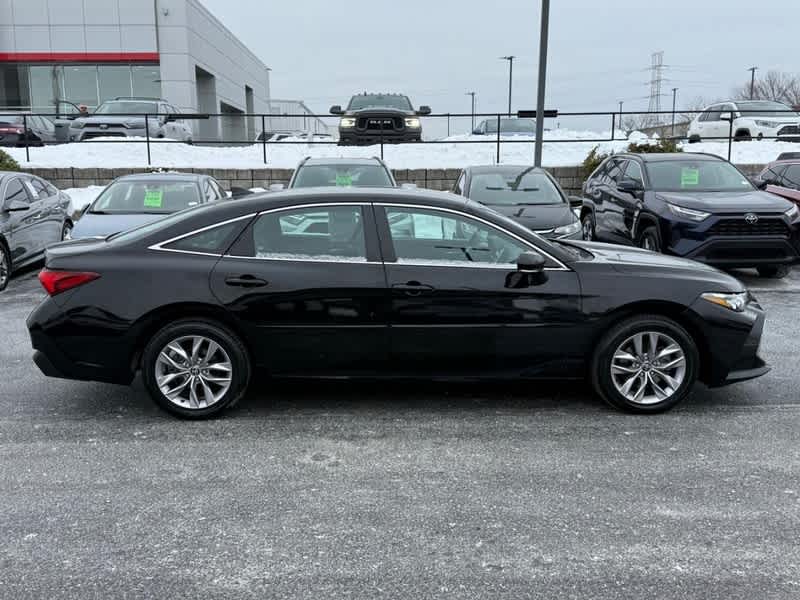 2021 Toyota Avalon Hybrid XLE FWD