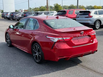 2020 Toyota Camry SE Auto