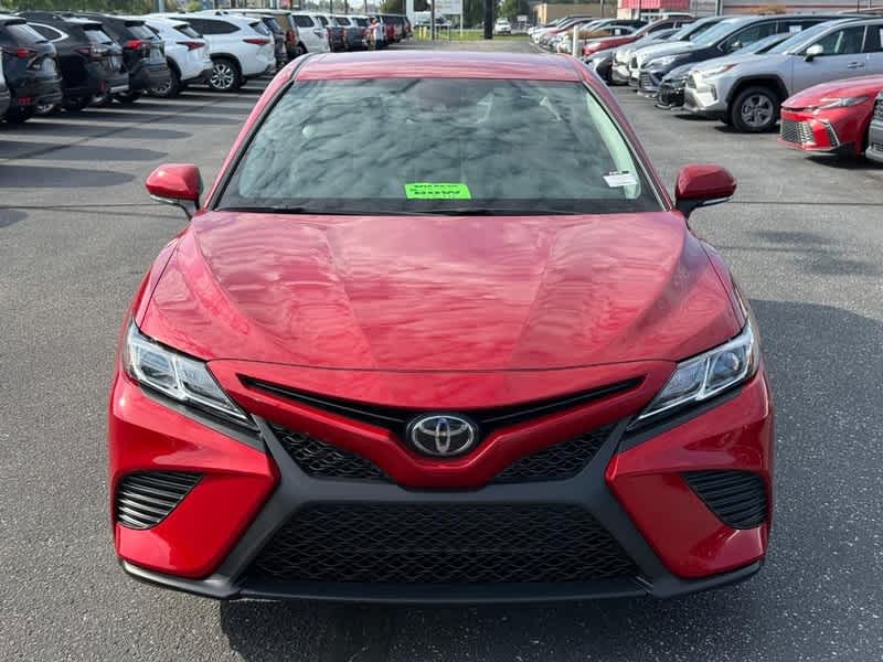 2020 Toyota Camry SE Auto