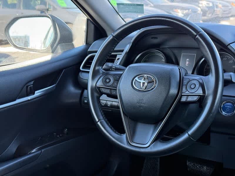 2023 Toyota Camry Hybrid SE Nightshade CVT