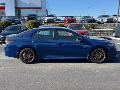 2023 Toyota Camry Hybrid SE Nightshade CVT