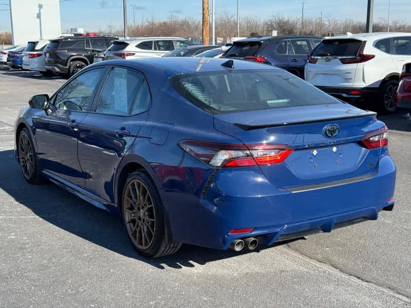 2023 Toyota Camry Hybrid SE Nightshade CVT