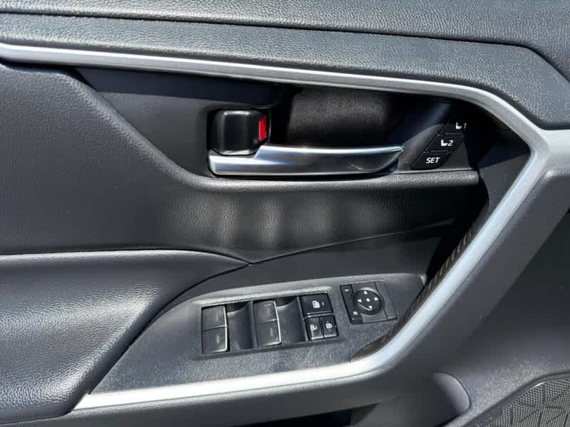 2022 Toyota RAV4 Hybrid XLE Premium AWD