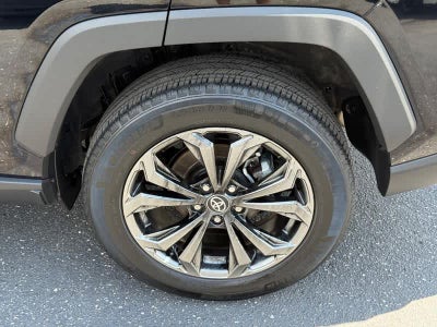 2022 Toyota RAV4 Hybrid XLE Premium AWD