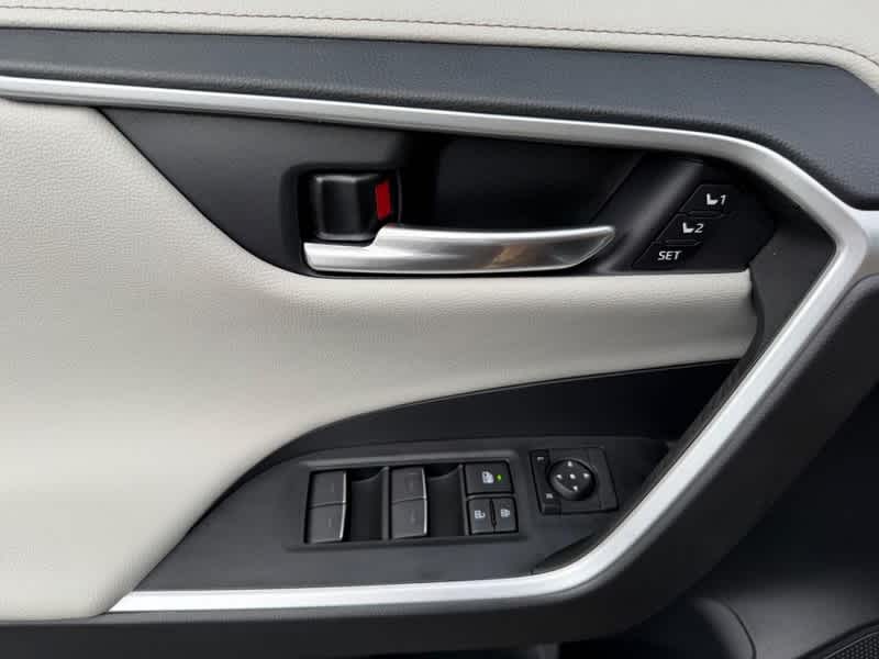 2025 Toyota RAV4 Hybrid Limited AWD